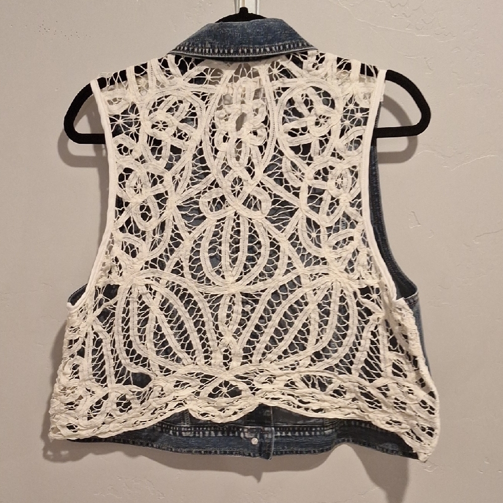 Indigo Thread Co Denim and Lace Silver Button Down Vest - Picture 2 of 4